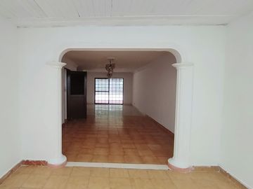 Se Vende Casa 2 pisos, Unidad Residencial en , Meléndez, Cali