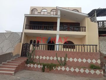 Hermosa Casa En Venta 602.30 M2 En Las Lomas De Huanchaco 320,000 Dolares