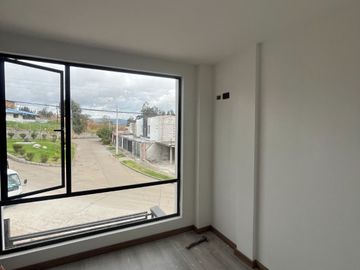 MODERNAS CASAS VIP EN VENTA, Sector Ricaurte C1503