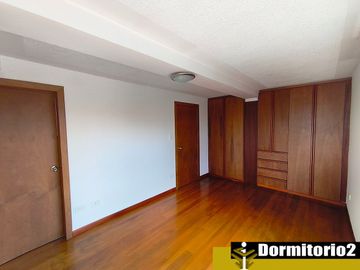 Departamento de venta Quito colegio Albert Einstein, cerca supermaxi, vias, hospital Iess, 227m2, 4 parqueaderos