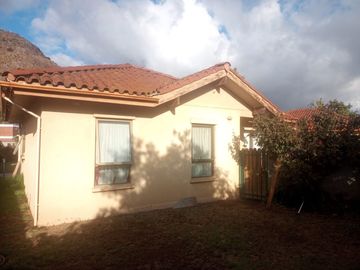 Se vende casa en Interior Condominio