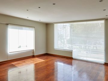 Venta de departamento, vive en  Monte Umbroso, Chacarilla, Surco