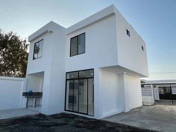 Casa de Lujo Nueva