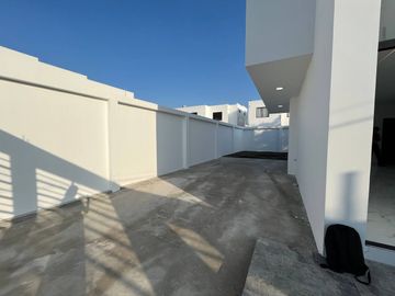 Casa de Lujo Nueva