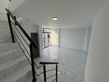 Casa de Lujo Nueva