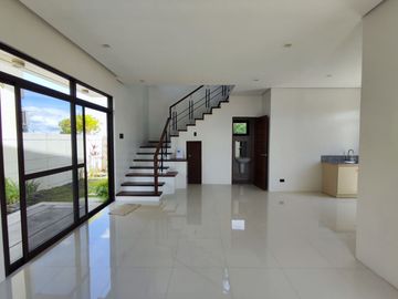 For Sale-11M-2 Storey Single Detached w/4 Bedrooms & Balcony, Location Brgy Mabini, Lipa Batangas