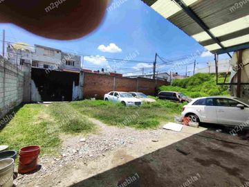 VENTA TERRENO 474M2  EN ESQUINA USO MIXTO A UNA CALLE DE BLVD. ESTEBAN DE ANTUÑANO Y LA PAZ