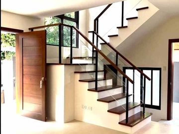 2 Storey House and Lot for sale in Spring Heights Batasan Hills near Filinvest 2 Commonwealth Quezon City
