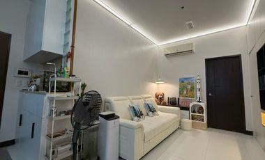 2BR Unit For Sale - Greenbelt Hamilton