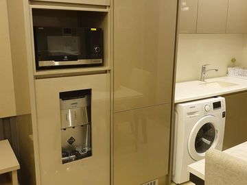 For Rent Luxurious Apartment 1 Bedroom Furnished at District 8 Senopati - SCBD South Jakarta