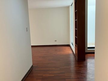 VENDO DEPARTAMENTO TIPO CASA EN 1er. Piso Surco