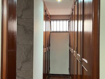 VENDO DEPARTAMENTO TIPO CASA EN 1er. Piso Surco