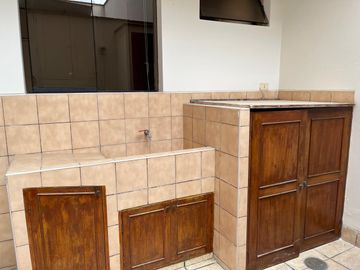 VENDO DEPARTAMENTO TIPO CASA EN 1er. Piso Surco