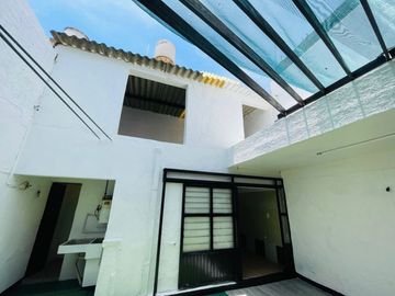 Casa en Venta Santa Cecilia		$1,990,000