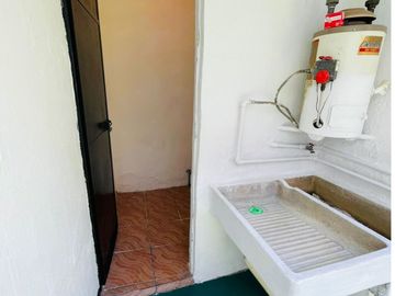 Casa en Venta Santa Cecilia		$1,990,000