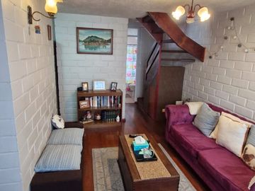 Venta de casa en sector Villa Jardines de Don Cristobal
