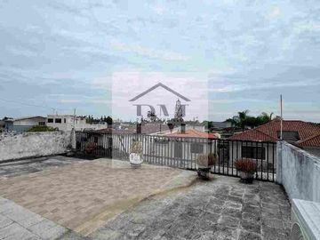 Casa en Venta – Barrio del Centenario, Sector Sur Guayaquil- Ecuador