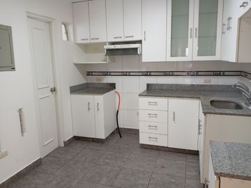 ¡Amplio Depa en Venta! 1er. Piso - Urb. Monterrico Norte San Borja