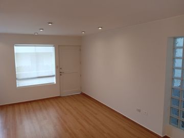 ¡Amplio Depa en Venta! 1er. Piso - Urb. Monterrico Norte San Borja