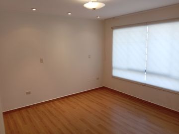 ¡Amplio Depa en Venta! 1er. Piso - Urb. Monterrico Norte San Borja