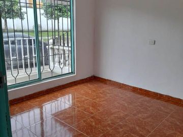 SE VENDE COMODA CASA, BARRIO SANTA ISABEL DOSQUEBRADAS
