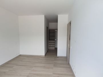 Departamento de Venta en  Tumbaco, Ruta Viva