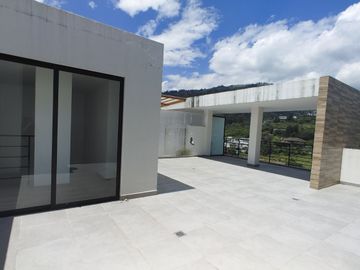 Departamento de Venta en  Tumbaco, Ruta Viva