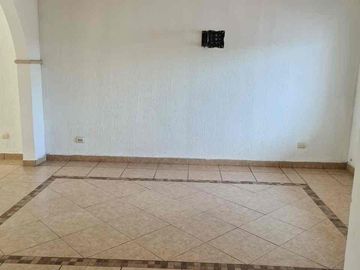 CASA EN VENTA EN EL CORTIJO 1
