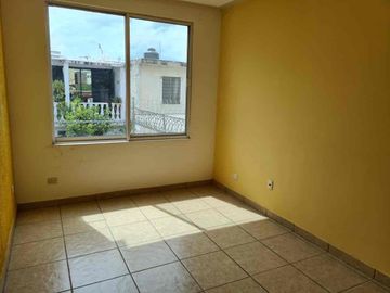 CASA EN VENTA EN EL CORTIJO 1