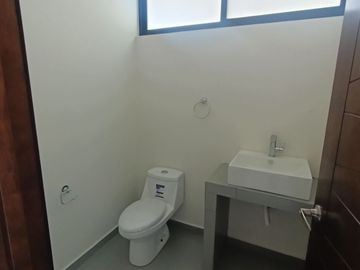 CASA EN VENTA PRIVADA MIGUEL ANGEL