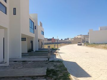 CASA EN VENTA PRIVADA MIGUEL ANGEL