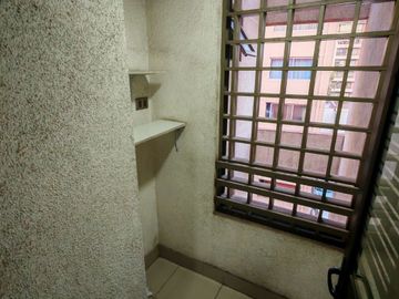 DEPARTAMENTO A 1 CUADRA DE ESTACIÓN TOESCA. 3 DORMITORIOS, 2 BAÑOS Y BODEGA