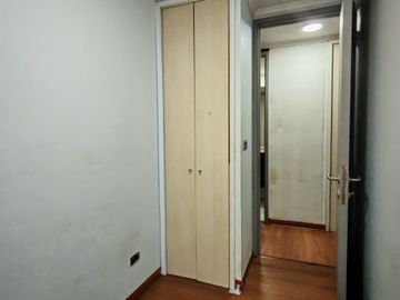 DEPARTAMENTO A 1 CUADRA DE ESTACIÓN TOESCA. 3 DORMITORIOS, 2 BAÑOS Y BODEGA