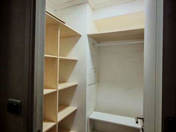 DEPARTAMENTO A 1 CUADRA DE ESTACIÓN TOESCA. 3 DORMITORIOS, 2 BAÑOS Y BODEGA