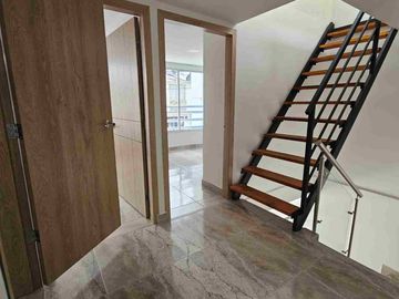 Se vende hermosa casa en Armenia