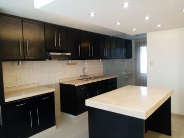 🏢✨ ¡SE VENDE DEPARTAMENTO EXCLUSIVO EN LA MEJOR ZONA DE CUSCO – URB. SANTA MÓNICA! ✨🏡