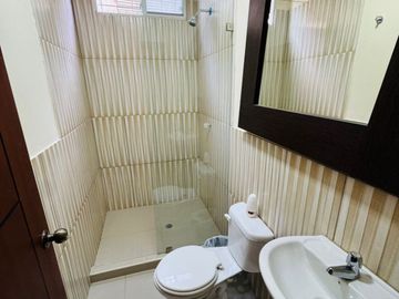 DEPARTAMENTO EN VENTA CENTRO DE MANTA