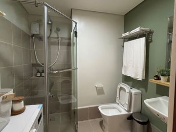 1 Bedroom Ready For Occupancy Condo For Sale in Pasay Buendia Taft | Quantum Residences