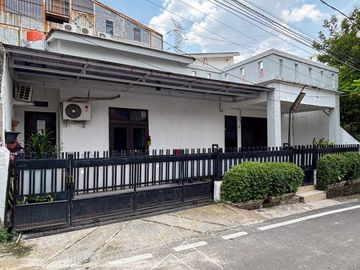 RUMAH DIJUAL BENDUNGAN HILIR JAKARTA PUSAT