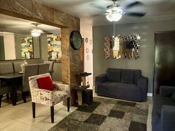 Excelente Casa en Barrio Santa Isabel