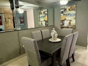 Excelente Casa en Barrio Santa Isabel