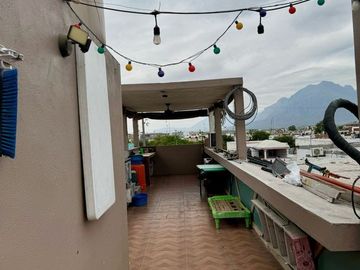Excelente Casa en Barrio Santa Isabel