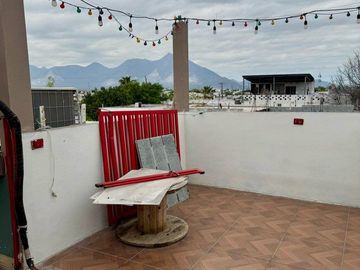 Excelente Casa en Barrio Santa Isabel