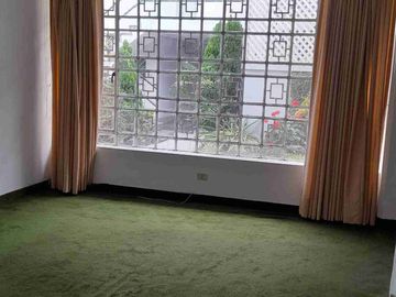 CASA EN INTERIOR QUINTA