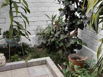 CASA EN INTERIOR QUINTA
