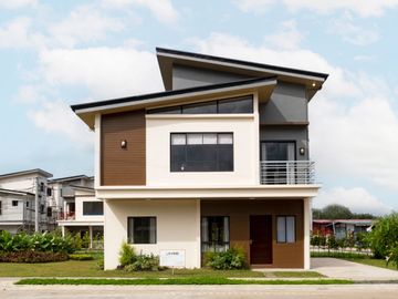 Single Detached House and Lot Near SM San Pablo Laguna with 5 Bedroom and 3 Toilet & Bath , For as Low as 41k+ Monthly Downpayment for 24 Months