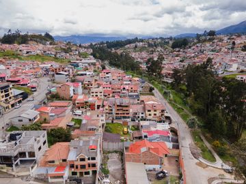 Terreno urbano de venta en Cuenca - Sector Miraflores