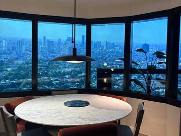 Big 2 bedroom in Haraya Residences South Tower for Sale