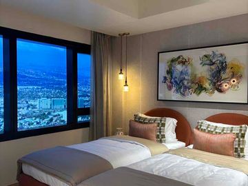 Big 2 bedroom in Haraya Residences South Tower for Sale