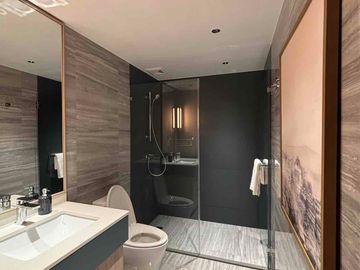 Big 2 bedroom in Haraya Residences South Tower for Sale